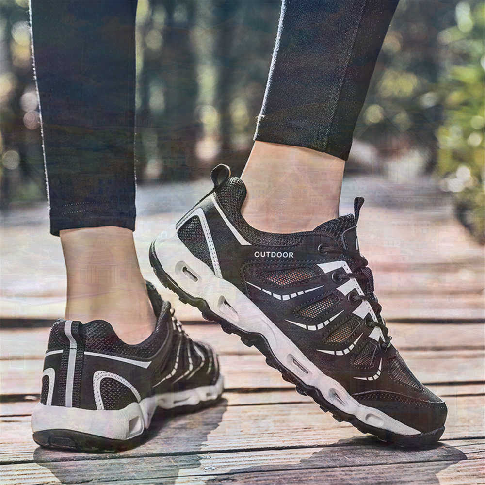Sumer Round Tip Silver Sneaker - Home Office 365 리뷰 및 가격
